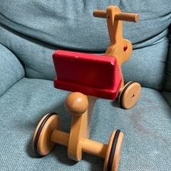 コイデ 木のおもちゃ 乗り物 うさぎの画像
