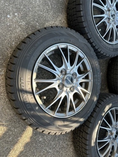 【取引終了】スタッドレスタイヤ　冬用タイヤ　DUNLOP 155/65/R13