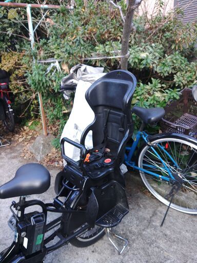 252?土日もお子様と土足のまま、ご試乗可能です。?バカ良心的な電動自転車屋  ?安心の無料保証；点検サービス付き?バカ良心的な中古電