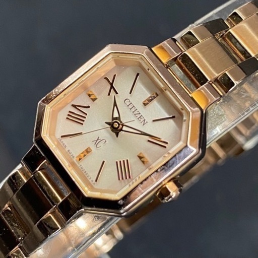 CITIZEN シチズン xC クロスシー エコドライブ レディースソーラー ゴールド スクエア ローマン ピンクゴールド文字盤