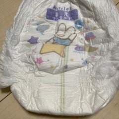 メリーズ紙オムツLサイズ78枚【売約済み】の画像