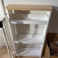 キッチン　隙間収納
