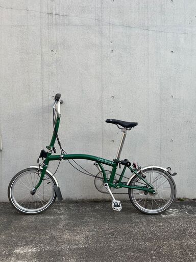 BROMPTON M3L 折りたたみ自転車 緑色 サドルバッグ付き BROMPTON M3L 折りたたみ自転車 緑色 サドルバッグ付き 自転車本体