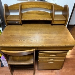 木製子供用学習机、差し上げますの画像