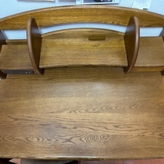 木製子供用学習机、差し上げますの画像