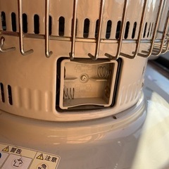 トヨトミ　石油ストーブ　タンク6.3Lの画像