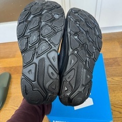 【新古品】HOKA ONE ONE CLIFTON9 WIDE 26cm ブラック メンズ ホカオネオネ クリフトン9 ワイド 極美品 ほぼ新品 厚底 ランニング可の画像