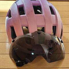 自転車/バイクヘルメットの画像