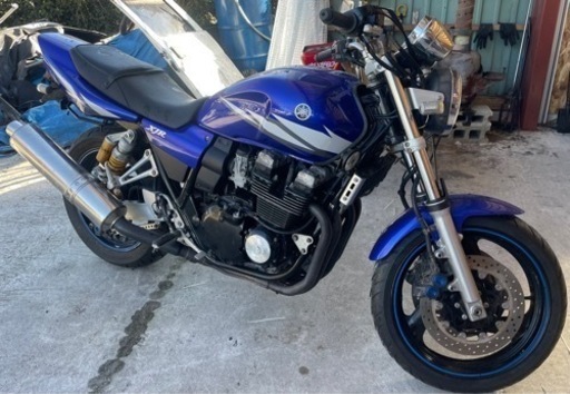 ヤマハXJR４０0R 平成18年7月登録　車検無し　走行1万キロ低走行