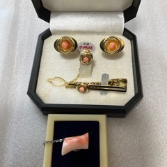 昭和レトロのタイピンやカフスセット
の画像