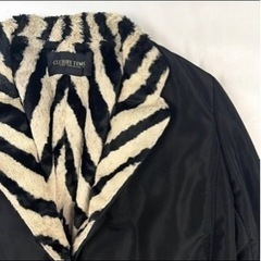 ナイロンファーコートの画像