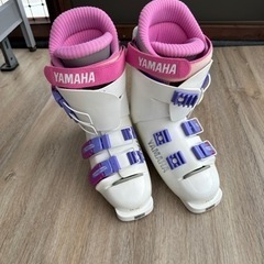 YAMAHA ヤマハ　スキーブーツ　レディース　２３.５ＣＭ
