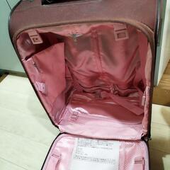 キャリーケースの画像