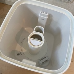加湿器 2.5L 卓上サイズの画像
