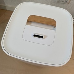 加湿器 2.5L 卓上サイズの画像