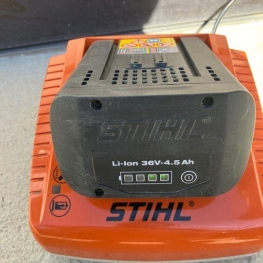 STIHL バッテリー　チェンソー