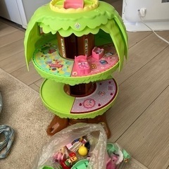 小枝ちゃん　木のおうちセット