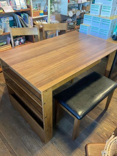 田コーポレーション　伸長式ダイニング4Pセット　おしゃれな収納付き
