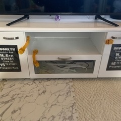 0円！！２月末まで！ホワイト1.2メートル　テレビボードの画像