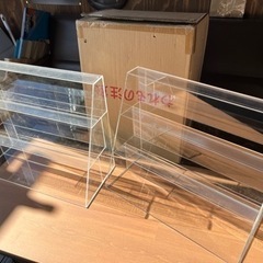 アクリルディスプレイケース　ひな壇　２個セット