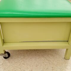 ★ジモティ割あり★  引き出し付きスツール グリーン H34.5×D50.5×W60 クリーニング済み TJ3709の画像