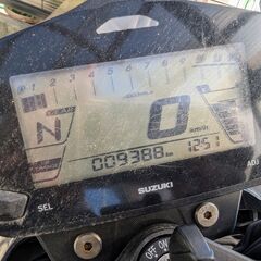 スズキ　ジクサー150　ヘルメット２個付き　取りに来ていただける方への画像
