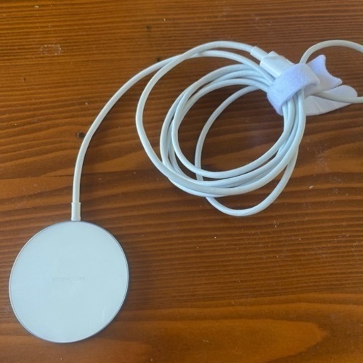 MagSafe充電器 磁気ワイヤレス充電器 マグネット式 マグセーフ充電器