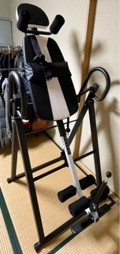 逆さぶら下がり健康機 トレーニングマシン