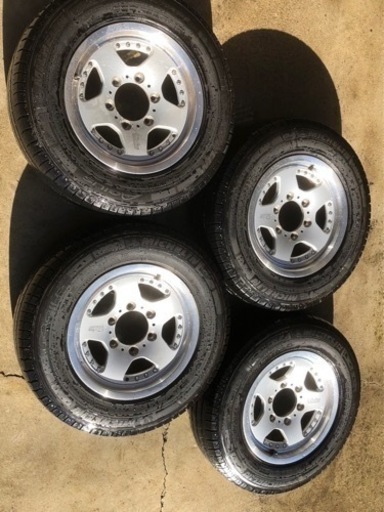 ミシュラン夏タイヤ　215/70R15C