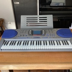 電子ピアノの画像