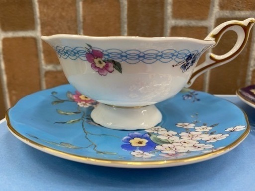 【愛品館 江戸川店】 ワンダーラスト アップルブロッサム&ミッドナイトクレーン ティーカップ&ソーサー ID:102-026979-007