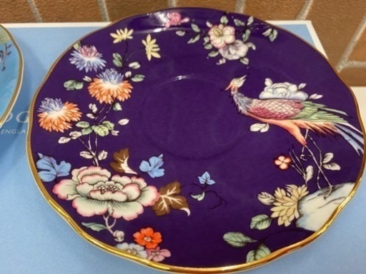 【愛品館 江戸川店】 ワンダーラスト アップルブロッサム&ミッドナイトクレーン ティーカップ&ソーサー ID:102-026979-007