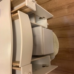 【本日中ならお届けできます】白　ドレッサーの画像