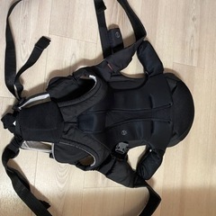 Combi抱っこ紐 マジカルコンバクトファーストSKY 横抱き可の画像