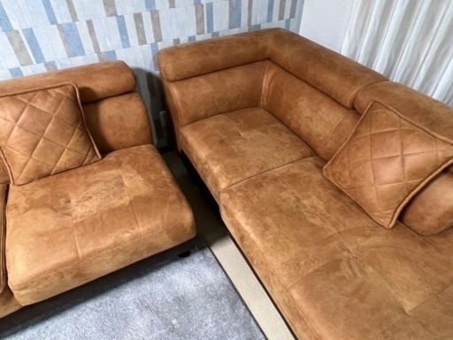 コーナーソファ・ ダイニングソファ　中古美品！ 去年購入！★札幌近郊 無料で配送いたします！