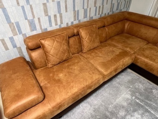 コーナーソファ・ ダイニングソファ　中古美品！ 去年購入！★札幌近郊 無料で配送いたします！