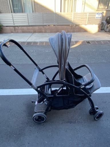 2人乗りベビーカー : katoji ベビーカー 2-Seater
