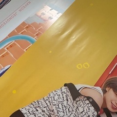 TWICE ポスター　2枚の画像