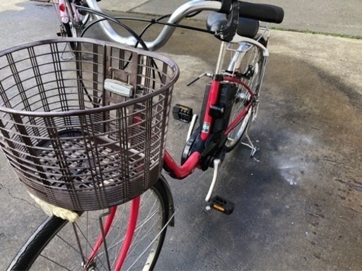 271  パナソニック新機種電動アシスト自転車viviDX26インチレッドボディー