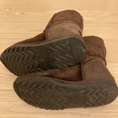 ムートンブーツ　19センチくらいの画像