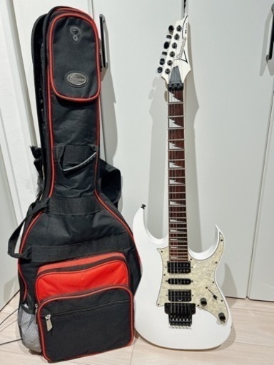 ギターとマルチエフェクターをセットで売ります。