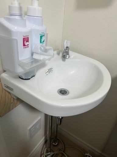 手洗い器　L5  手洗いボウル　シンク　排水管付き　TOTO