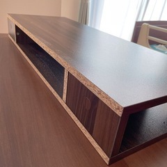 モニター台。の画像