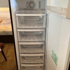 三菱　ノンフロン　冷凍庫　MF-U14 Y-Bの画像