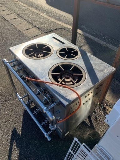 北九州市内配送無料　保証付き　2022年製LPガスレンジ 3口 デラックスタイプ MGRD-096D 幅900×奥行600×高さ800