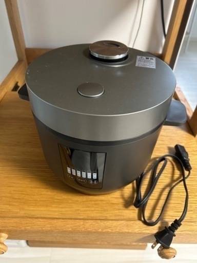 3回のみ使用　電気調理器（お取引き中）