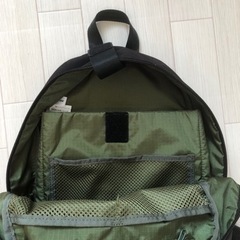 コンバース　リュック　新品同様　黒、グリーン　2000円の画像