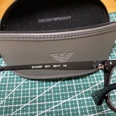 伊達メガネ（アルマーニ）の画像
