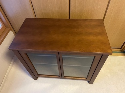 無印良品 MUJI ウォールナット材 ガラス扉キャビネット 木製収納 ブラウン　2月末まで