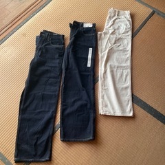 UNIQLO/バギージーンズ　3本